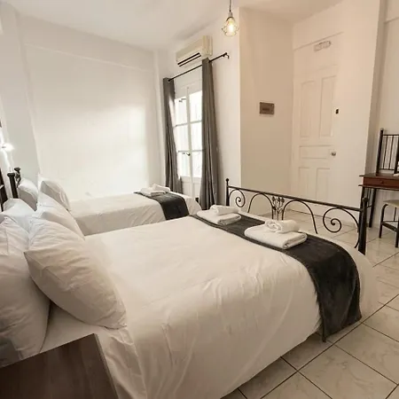 Aegean Nest - Adults Only Aparthotel Monolithos (Santorini)